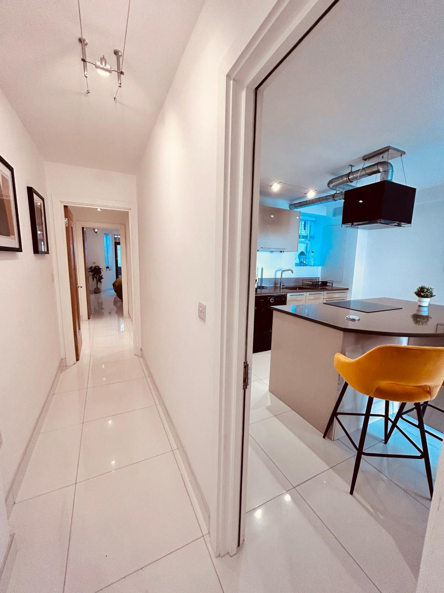 Stunning Spacious B.Apt. Slps.4 ロンドン エクステリア 写真