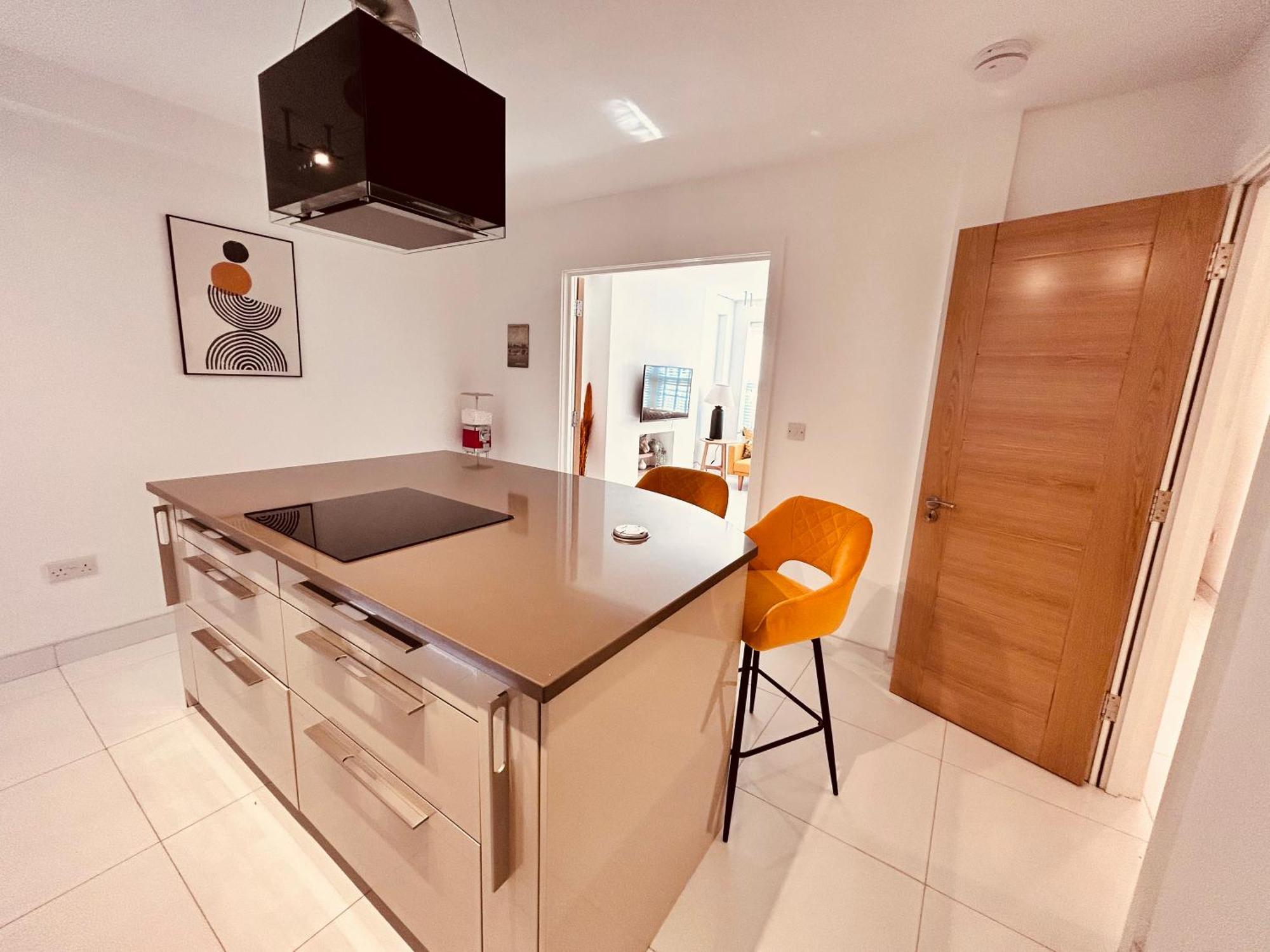 Stunning Spacious B.Apt. Slps.4 ロンドン エクステリア 写真