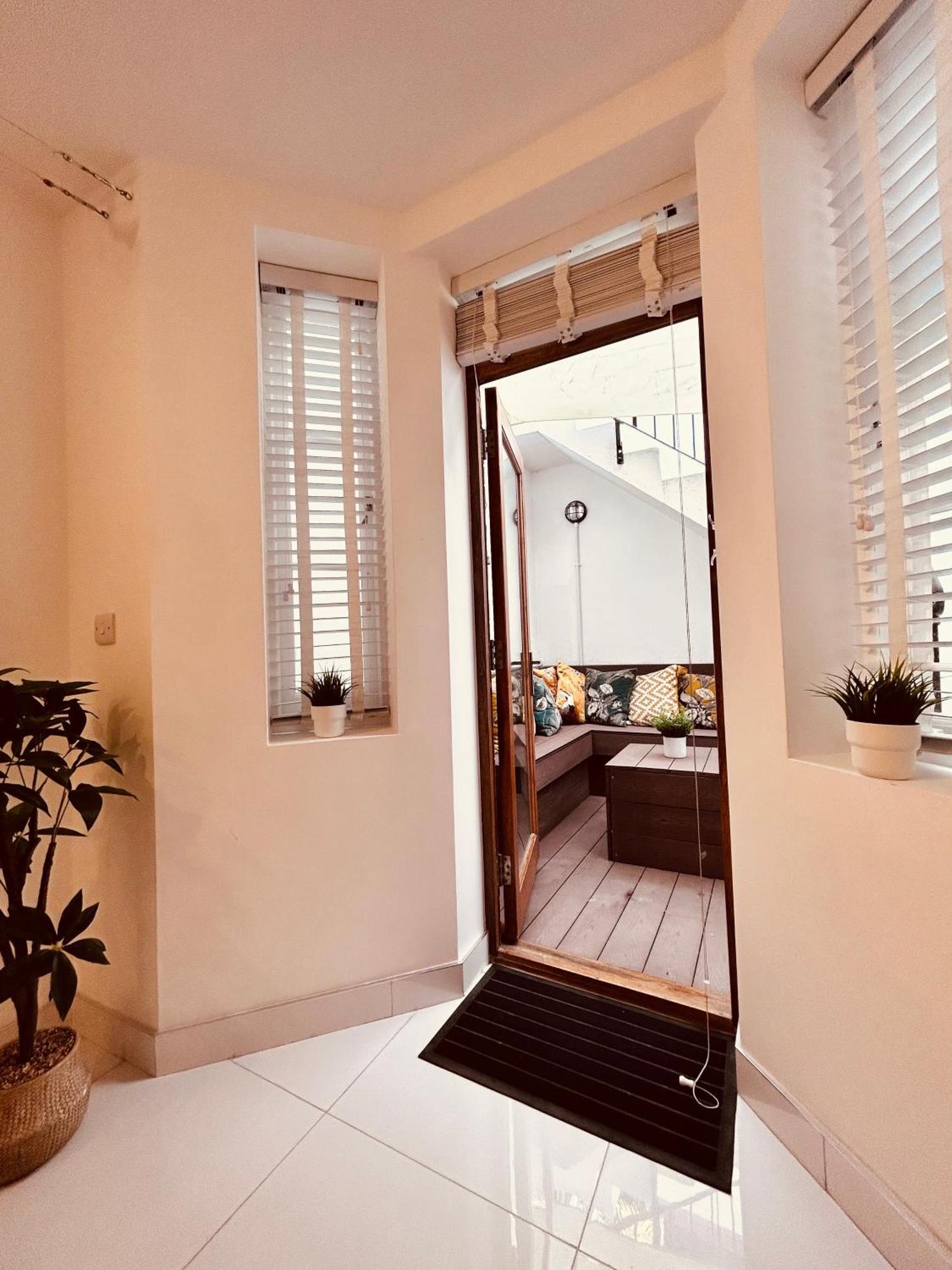 Stunning Spacious B.Apt. Slps.4 ロンドン エクステリア 写真