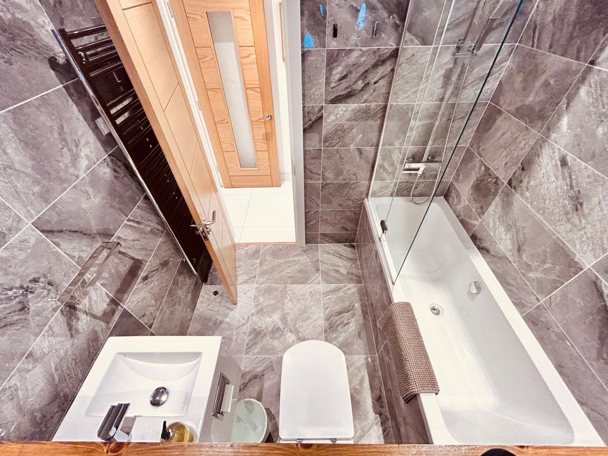 Stunning Spacious B.Apt. Slps.4 ロンドン エクステリア 写真
